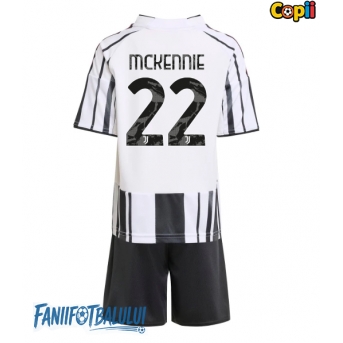 Juventus Weston McKennie #22 Echipament de Fotbal Replică 2025-26 Copii Acasa (+ Șorturi)